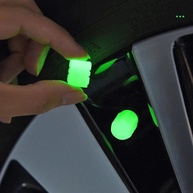 Tampas de Válvula Luminosas Fluorescentes para Pneus - Brilho Noturno para Moto, Carro e Bicicleta (Kit 12) - imagem 1