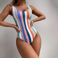 macacao-listrado-lovito-sexy-e-moderno