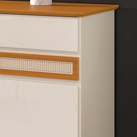 Aparador Buffet Dublin 4 Portas e 4 Gavetas em Madeira Maciça - Design Elegante Off White e Cedro - imagem 5
