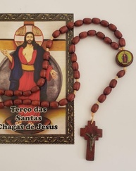 Terço Santas Chagas Madeira Imbuia 08mm - 42cm - Devoção e Espiritualidade - imagem 1