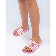 magia-e-conforto-infantil-disney-slide-chinelo