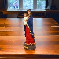 Imagem de Nossa Senhora da Saúde em Resina Maciça 15cm - Detalhes Pintados à Mão, Super Resistente - imagem 5