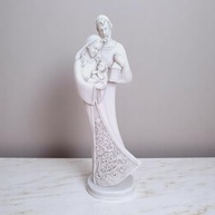 Escultura da Sagrada Família em Mármore - 32cm Detalhada para Decoração e Devoção - imagem 5