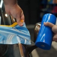 Kit 2 Filmes Plásticos para Mascaramento Vonixx com Fita e Dispenser - Solução Profissional para Pintura e Decoração - imagem 5