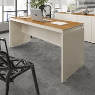Mesa de Escritório Oslo 160cm com Tampo Duplo – Design Moderno em Off White e Cedro - imagem 1