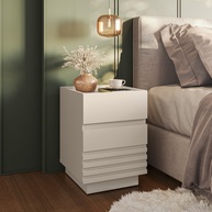 Mesa de Cabeceira Off White: Organize com Estilo! - imagem 1