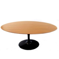 Mesa Saarinen Oval: Design e Elegância - imagem 1