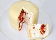 Queijo Minas Meia Cura Recheado com Tomate Seco e Requeijão - 450g - imagem 1