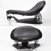 Assento de Moto Couro Crocodilo Preto 13.38" LKV com Molas - Personalize sua Harley Davidson Sportster XL 1200 883 48 - imagem 3