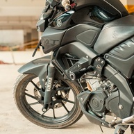 Protetor de Quadro Motoaggrandize para Yamaha R125, R15V2/V3/S, MT15 - Segurança e Estilo em Preto - imagem 4