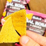 Tortilla Chips sabor Sal Rosa e Ervas Sem Glúten Sem Leite Nachos Belive 50g - imagem 1