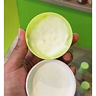 natural-luminosidade-e-leve-hidratacao-melu-roma-facial-hidratante