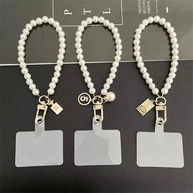 Cordão de Pérolas para Celular: Estilo e Segurança no Pulso - imagem 3