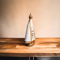 Imagem Nossa Senhora Aparecida 3D 20cm com Pérolas Falsas - Gesso Branco - imagem 5