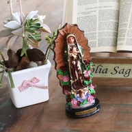 Imagem Nossa Senhora de Guadalupe em Resina Nacional - 14,5cm | Peça Sagrada e Elegante para Decoração e Oração - imagem 3