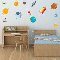 Adesivo de Parede Astronauta no Espaço - Decore o Quarto Infantil com Estilo e Imaginação - imagem 4