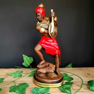 Imagem em Gesso Orixá Ogum Vermelho 30cm - Decoração Afro-Brasileira com Simbolismo e Estilo - imagem 1