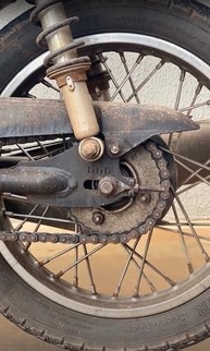 Limpa Corrente Moto Foxy Razux 1L: Potência contra Graxa e Óleo - imagem 3
