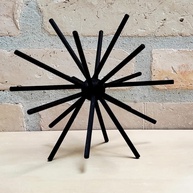 Ouriço Decorativo P 14 cm - Estatueta 3D Preta para Ambientes Modernos - imagem 3