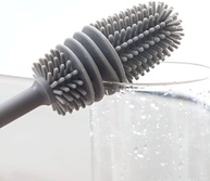 Kit 2 Escovas de Silicone para Limpeza Profunda - Cabo Longo Anatômico para Garrafas, Copos e Mamadeiras - imagem 4