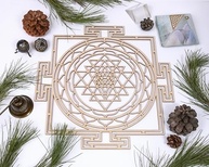 Sri Yantra de Madeira 30,5cm - Arte de Geometria Sagrada para Meditação e Decoração Zen - imagem 5