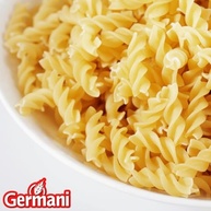 Macarrão Parafuso Sem Ovos Germani 1Kg, Germani Alimentos, Massa Parafuso De Sêmola Sem Ovos Pasta Fusilli Senza Uova, Amarelo, Melhor Sabor Em Cada Garfada, Receita Caseira Desde 1892 - imagem 4
