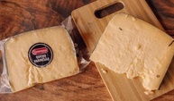 Kit Queijos Gorgonzola / Gruyere / Parmesão 250g Cada - imagem 4