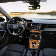 Película PPF Console Central Audi A3 Hatchback 2021-2025: Proteção Premium para Multimídia e Ar Condicionado - imagem 3