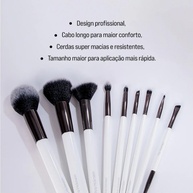 Pincel de Sombra Ana Hickmann: Aplicação Perfeita! - imagem 2