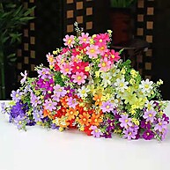 Buquê Artificial com 24 Florzinhas para Decoração Perfeita - imagem 1