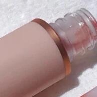 Batom Hidratante E De Longa Duração: O Segredo dos Lábios Perfeitos - imagem 2