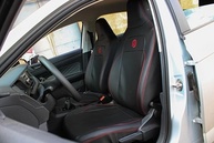 personalizada-estilo-polo-track-sob-couro-capa-vw-em-a-protecao-de-medida-banco-e-a