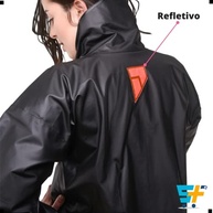 pioneira-feminina-dias-capa-de-chuvosos-protecao-e-a-estilo-chuva-em-a