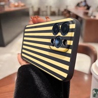 Capinha Poco: Listras Minimalistas e Proteção! - imagem 3