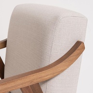 Poltrona Flávia: Conforto e Estilo para sua Casa - imagem 1