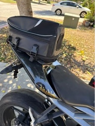 Baú Mochila Moto Baslu 21L: Impermeável, Porta Capacete e Ideal para Viagens! - imagem 2