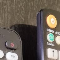 Porta Controle Remoto de Parede para 3 Dispositivos – Organização Inteligente em Acrílico - imagem 1