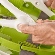 Cadeira de Alimentação Multmaxx Portátil e Compacta com 5 Regulagens de Altura - Verde - imagem 3