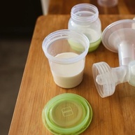 Pote MAM para Armazenar Leite Materno e Papinha com Tampa - Kit com 5 Unidades - imagem 4