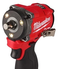 Chave de Impacto Milwaukee FUEL 12V 1/2" 2563-259N: Potência e Controle em suas Mãos - imagem 5