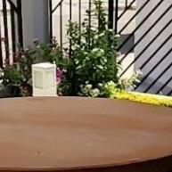 Mesa Bistrô Regulável e Giratória: Elegância e Praticidade - imagem 2