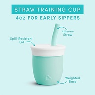 Copo de Silicone com Canudo - Seguro, Prático e Versátil para Bebês a Partir de 6 Meses - imagem 4