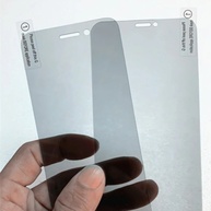 Película Privacidade iPhone 13/14: Proteja Seus Dados! - imagem 3