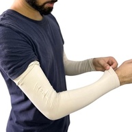 Manguito de Proteção Solar UV50+ Dermatológico - Conforto e Segurança na Pele Bege - imagem 5