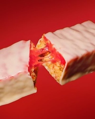 proteina-bold-12-barra-de-15g-proteina-de-crunch-unidades-com-morango-caixa-chantily