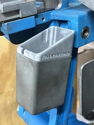 Escudo Dillon 550 Spent Primer Cup Shield - Proteja Sua Bancada de Recarga - imagem 2