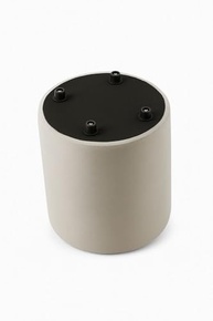 Puff Decorativo Redondo Suede Nude - Estofado Moderno para Sala e Quarto - imagem 4