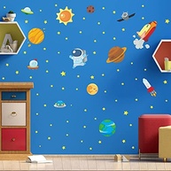 Adesivo de Parede Astronauta no Espaço - Decore o Quarto Infantil com Estilo e Imaginação - imagem 3