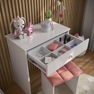 quarto-e-escrivaninha-penteadeira-e-a-com-no-banqueta-gaveta-organizacao-espelho-rosa-charme-a