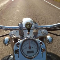 Relógio de Guidão 7/8" para Moto e Bicicleta - Quartzo Luminoso e Durável - imagem 5